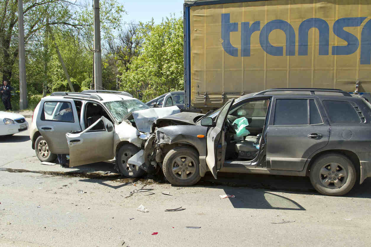 two car collide on road